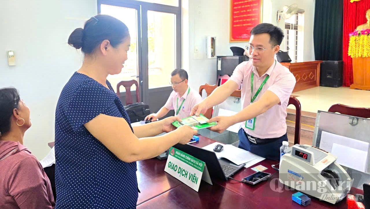 Xã Nguyễn Du: Triển khai kế hoạch chia tách, sáp nhập Tổ Tiết kiệm và vay vốn bảo đảm an toàn dòng vốn chính sách.